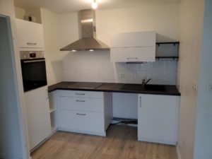 pose dune cuisine au Guilvinec 2032084611114918723 - Cuisines - Quimper Brest